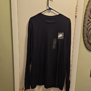 Nike Men's XL Long Sleeve T-shirt Brand New